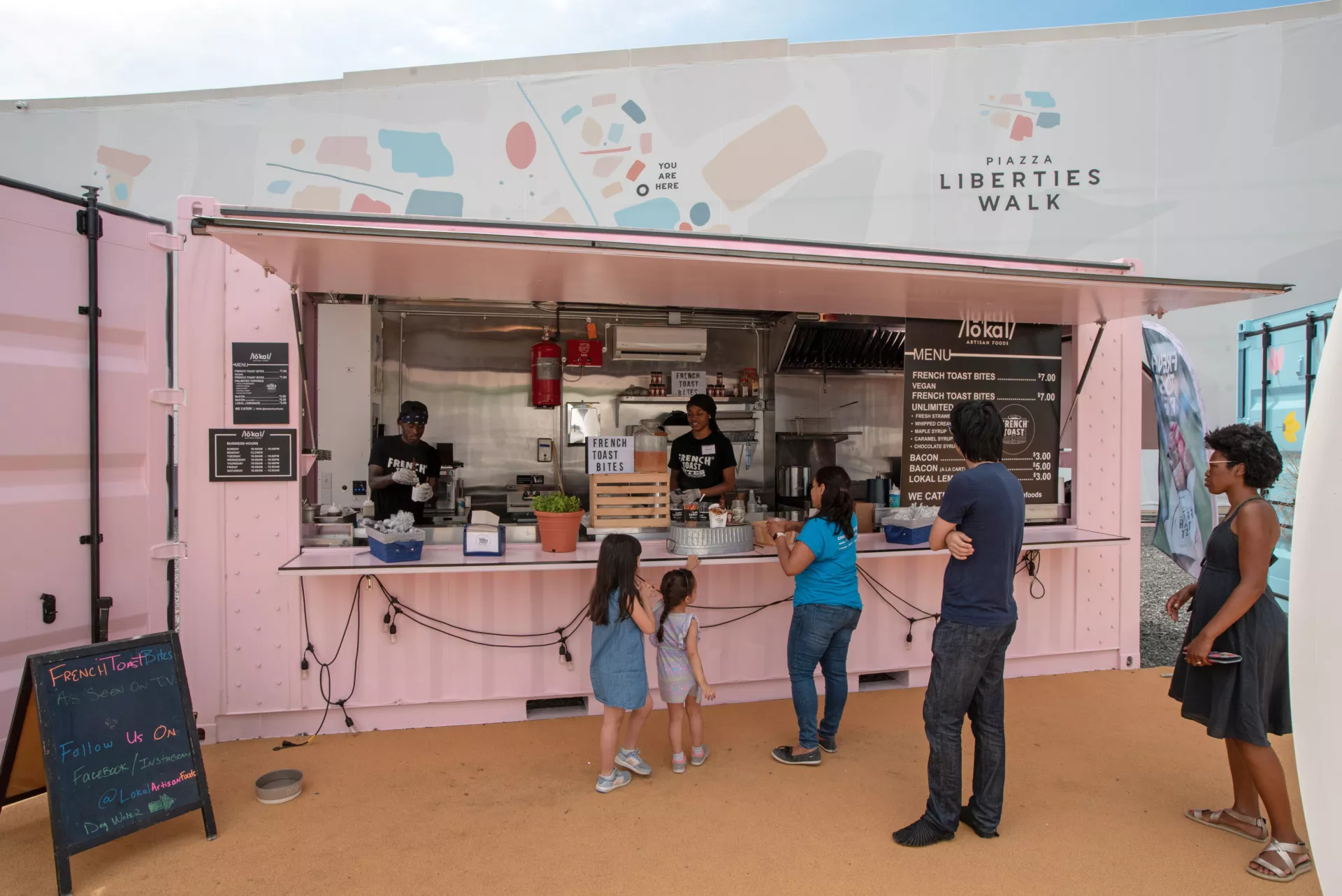 Piazza pod park boxpop 52621216081 o