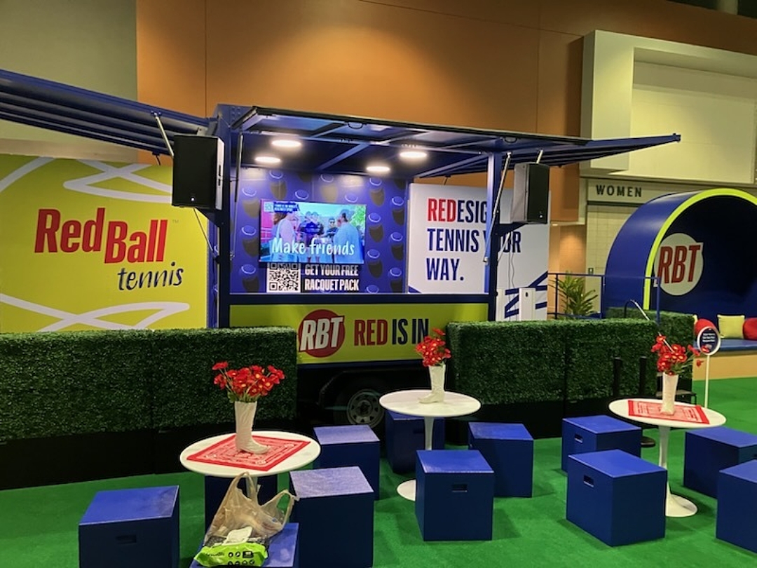 Trailerbox with event space red ball tennis 54613825291 o