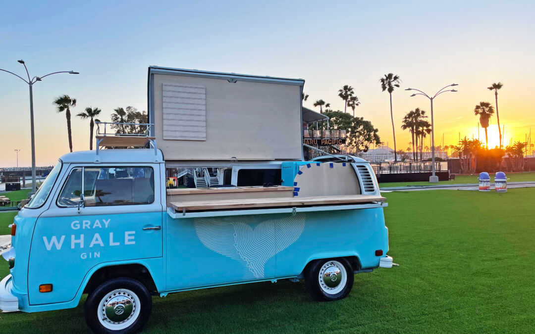 SUV Bar with Openable Roof | Mobile Drink Stand