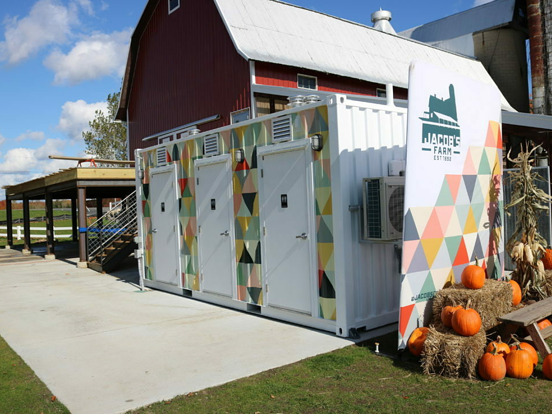 Box Pop Jacobs Corn Maze Mobile Restroom 16 1080x720